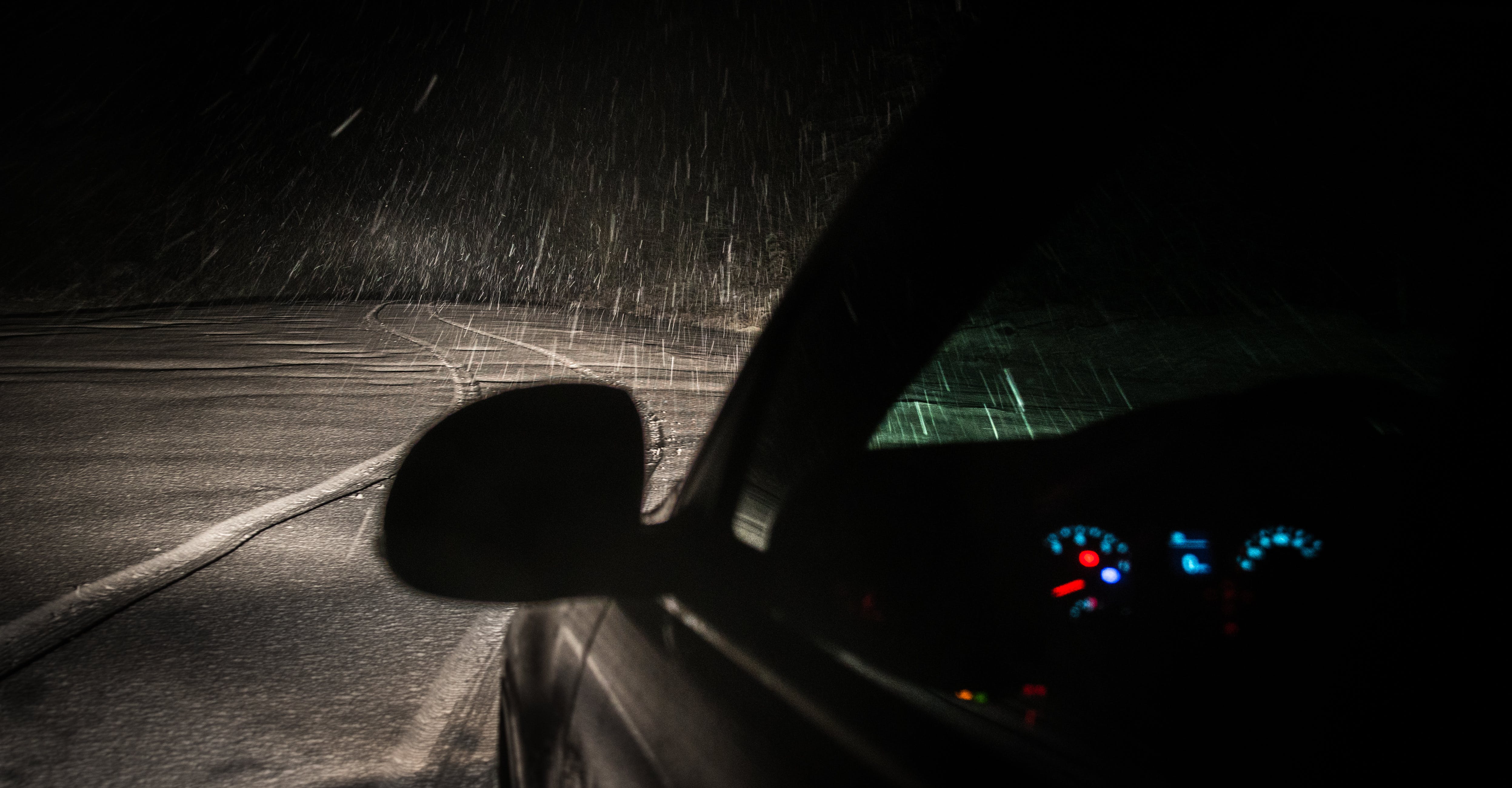 Navigating the Night: Essential Tips for Safe Night Driving